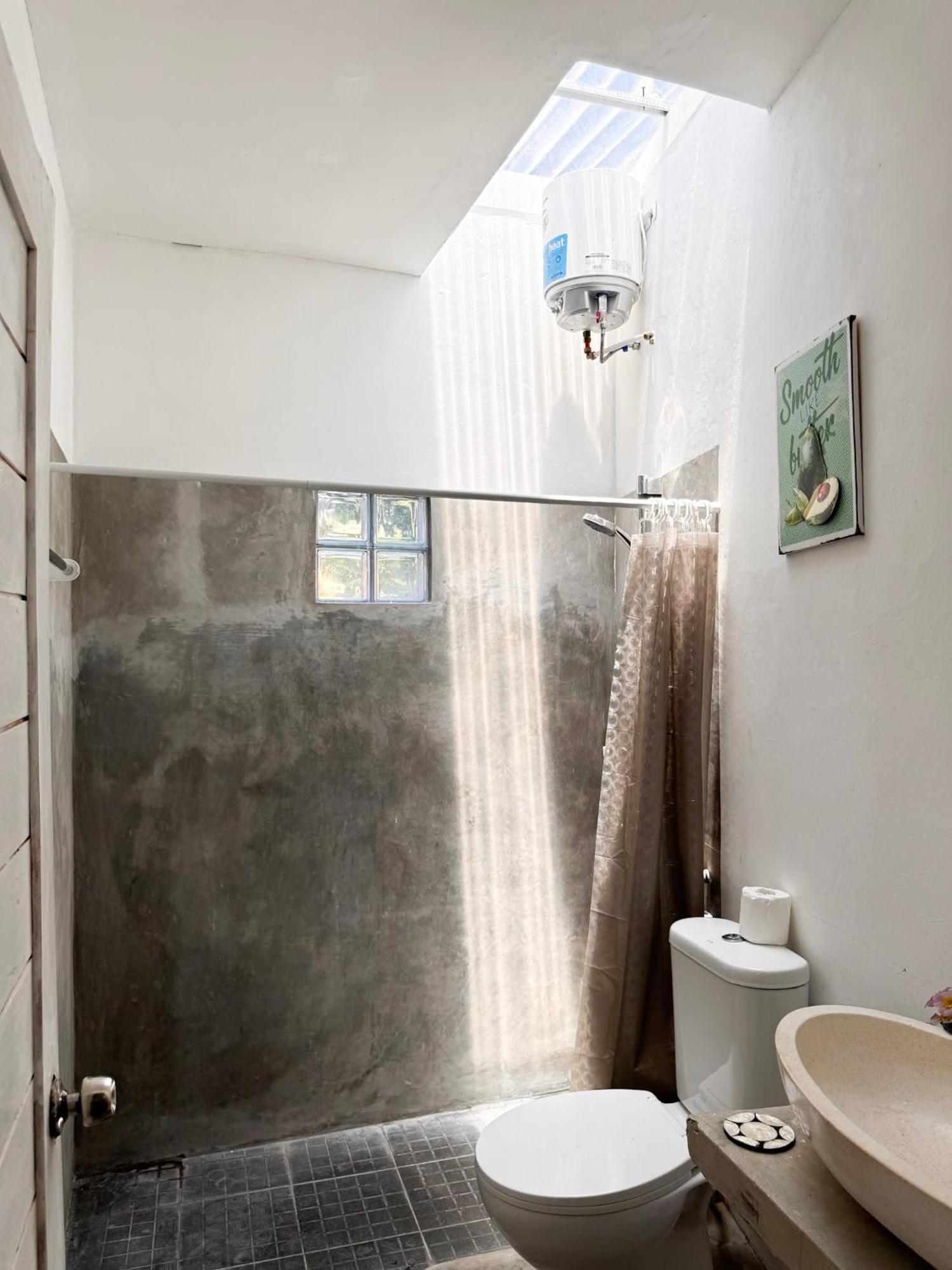 Urban Jungle Beach House Canggu Εξωτερικό φωτογραφία