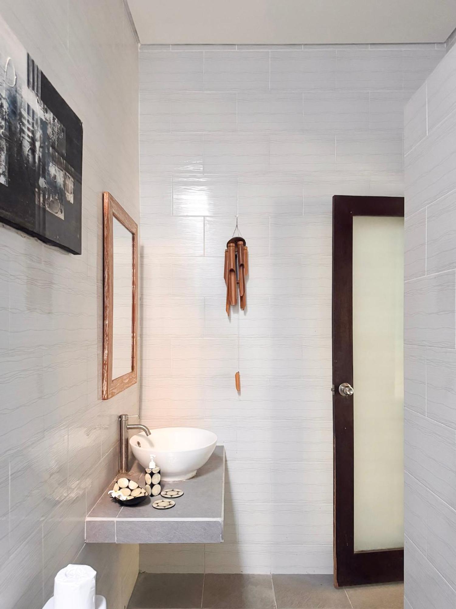 Urban Jungle Beach House Canggu Εξωτερικό φωτογραφία